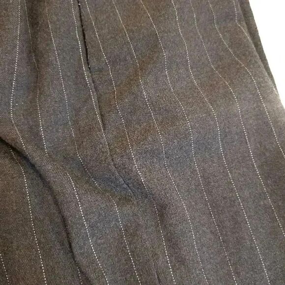 Banana Republic Women's Gray Poly/Rayon/Spandex Pinestripe Wide Leg Trousers - Picture 12 of 14